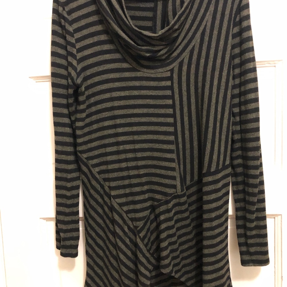 Knit Grace funky long sleeve striped top